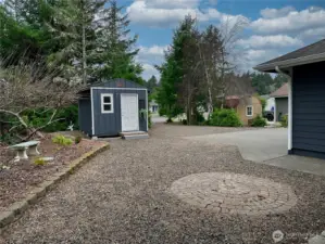 10x20 Shed for all those lake toys