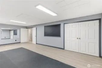 Great home Gym or 5th Bedroom