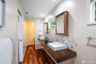 2nd Bathroom