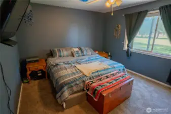 Primary bed