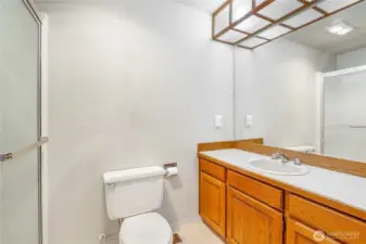 Private ensuite bath for everyday comfort