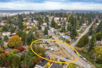 Incredible corner lot conveniently located near Major freeways and i5