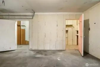 garage with lots of extra storage too