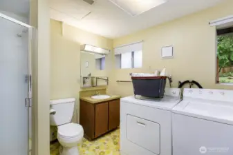Laundry room lower level has a 3/4 bath & plenty of storage