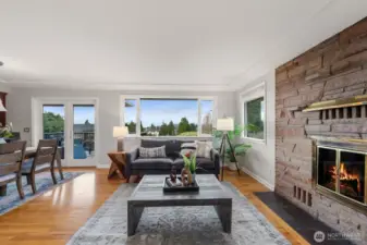 Even on the gloomiest of days, all these windows bring in an abundance of natural light.