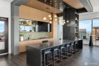 Sky Lounge