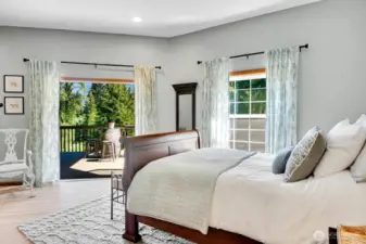 2nd Primary suite w/French doors to deck
