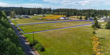 Close to schools, shopping, and entertainment. Blue boundary lines are approximate. Buyer to verify to their own satisfaction.