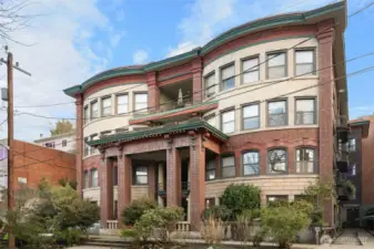 Welcome to The Maryland- built in 1910