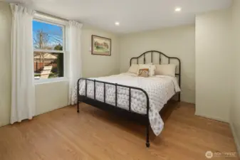 Bedroom 4 in basement.