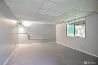 Extra large room in basement
