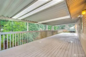 624 square foot deck