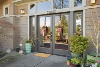 A very inviting front entrance