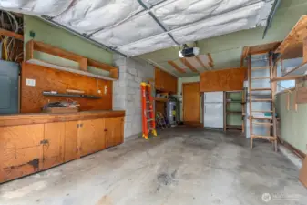 Attached 1 car garage