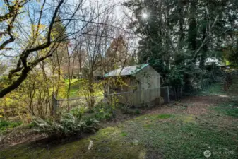 Alleyway that borders the North property lines
