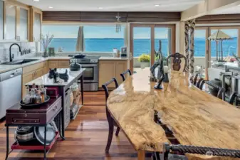 ~dining space