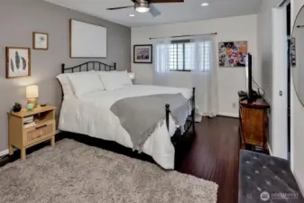 ~primary bedroom