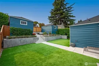 Two Garages!