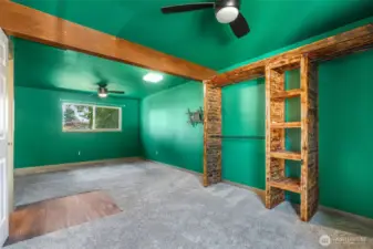 Storage and fan in primary