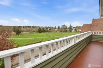 Sellers love this deck for sun!