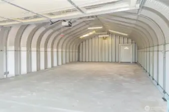 Owner's items digitally removed to showcase the shop's full potential.