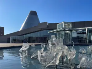 Museum of Glass (Exterior & Waterfront Plaza) Iconic architecture, public art, and vibrant waterfront spaces along Tacoma’s celebrated shoreline – celebrating Dale Chihuly’s legacy along Tacoma’s vibrant art scene.