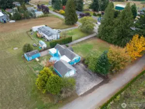 Check out that front yard ...