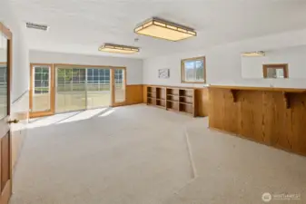 The 3rd space is an excellent bonus room!