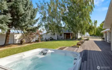 Hot tub off the primary bedroom