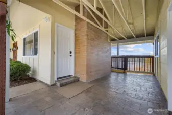 Breezeway to Garage