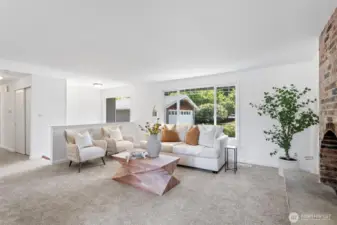 Living Room with fireplace