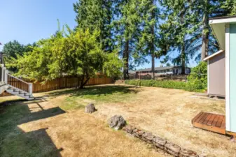 Level, easy maintenance backyard