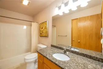 Main Batroom with Granite and Full Bath/Shower