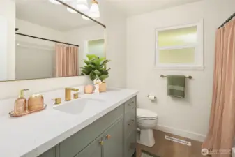 Main Guest Bathroom Upstairs
