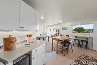Lower dining