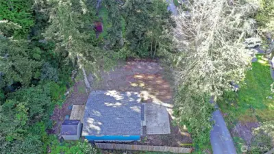 Quiet Sundin Dr, County Maintained and Paved with Dead-End Beach leads to Very Little Local Traffic~