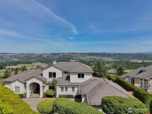 Incredible Views all the way to King County