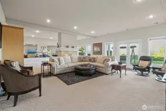 Basement with 8' ceilings
