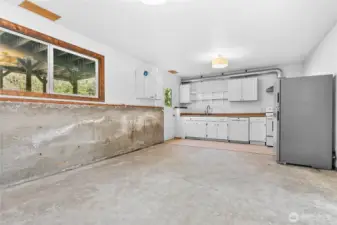 Downstairs dining/kitchen