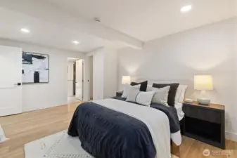 Additional bedroom
