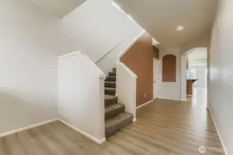 Entry and Stairwell to 2nd Floor