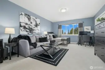 Versatile 4th bedroom with room to work, play or rest!