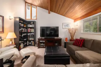 Cozy as can be and a great reading room, office space, TV room - your choice!