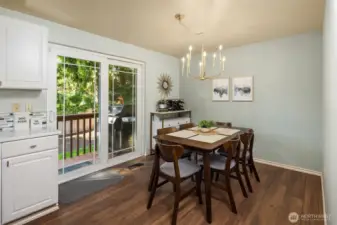 Dining inside or out?