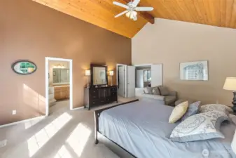 Beautiful light in this room, and plenty of space for your furnishings