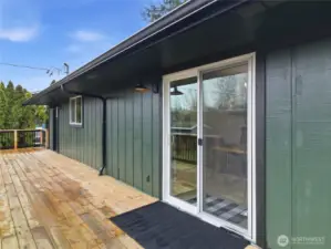 Upper deck off of the dining room.