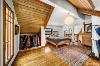 Primary Bedroom/2nd Story