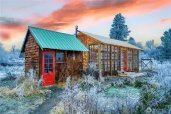 Pump House/Garden Shed