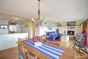 Warm, Inviting and Spacious~