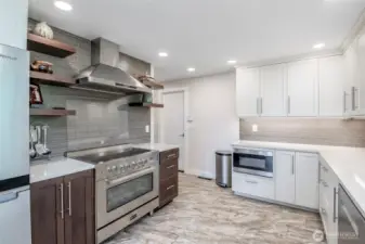 Stainless steel 36" chefs size range and built in microwave